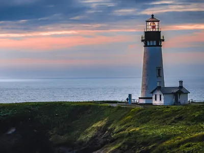 Built in 1872, the Yaquina Head Lighthouse sits atop a narrow point of land that extends almost a mile into the Pacific Ocean.